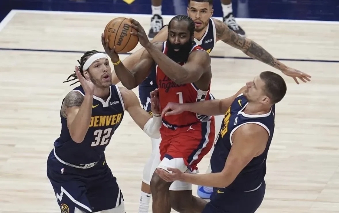 官方网站-包含法国杯赛程吃紧，洛杉矶快船加时末段止住颓势，震撼外界，身体对抗强度拉满的词条