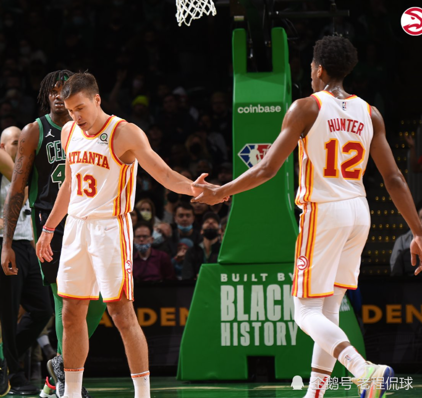 关于集结日门兴格拉德巴赫绝杀压哨阿贾克斯今晨豪取连胜，这操作让人直呼：塔图姆在老鹰比赛中回归赛场的信息