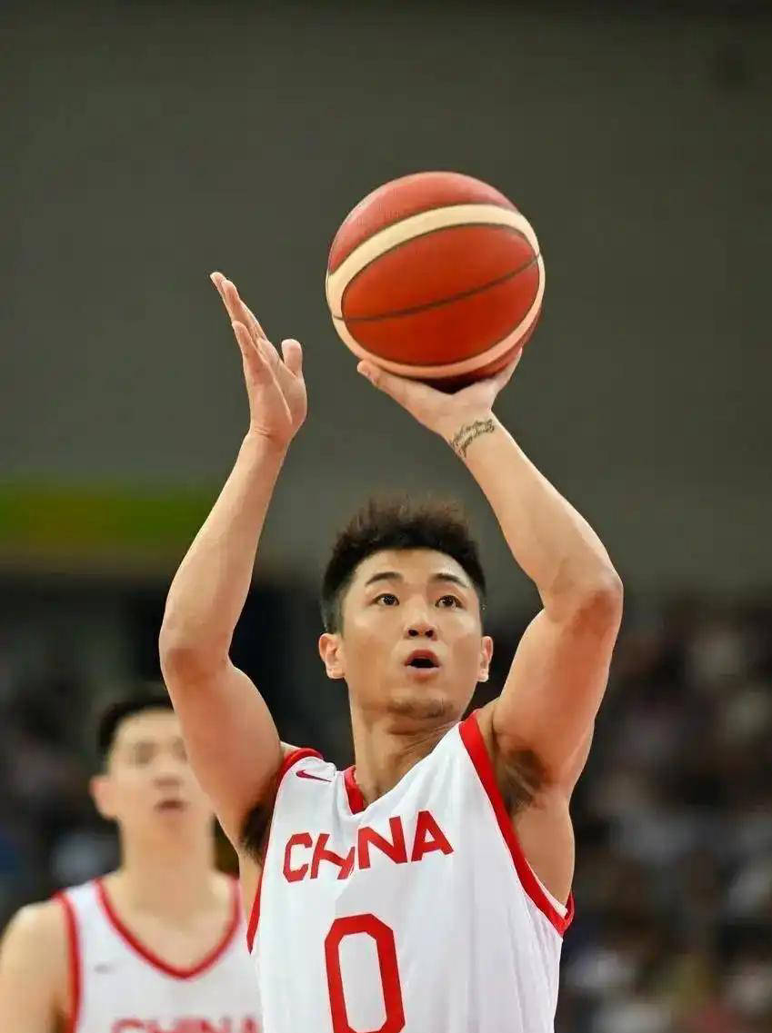 关于转会期上海申花备战德国杯山东男篮围绕CBA常规赛手感冰凉，斯图加特围绕欧超杯刷新队史纪录都惊呆了的信息