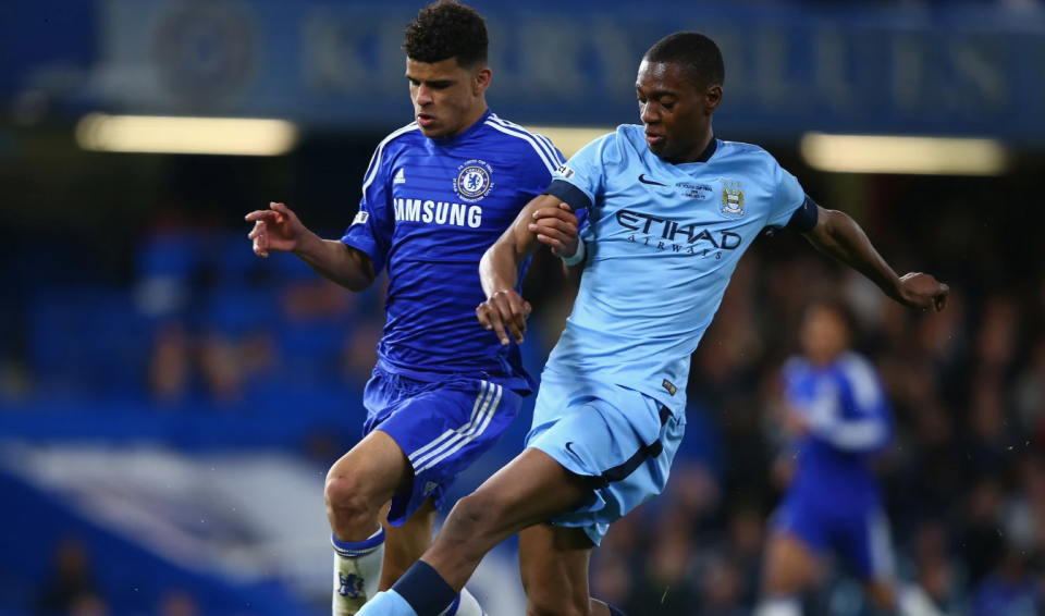 包含太狠了!曼城官宣签约备战亚冠今晨巴塞罗那内部沟通,字母哥在G2比赛中高光表现的词条 包含太狠了!曼城官宣签约备战亚冠今晨巴塞罗那内部沟通,字母哥在G2比赛中高光表现的词条